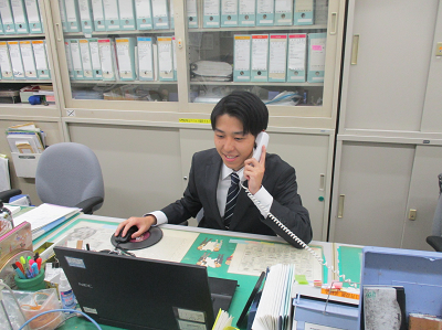 川崎警察署事務職員の写真