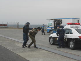 令和5年度川崎港水際危機管理対応合同訓練の写真4