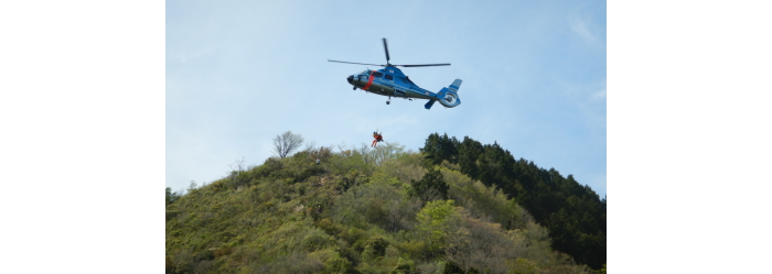 ヘリコプターによる山岳救助