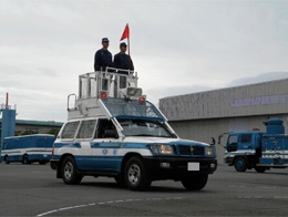 現場指揮官車の写真