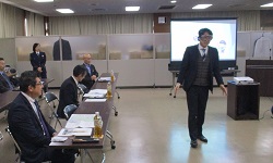 飲酒体験用ゴーグル