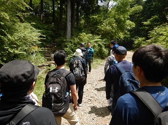 登山訓練の様子