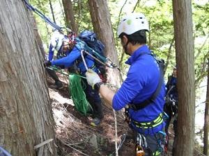 山岳救助隊の活動2