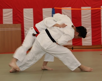 r7tomonokai1