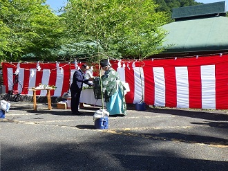 西丹沢山開きの様子1