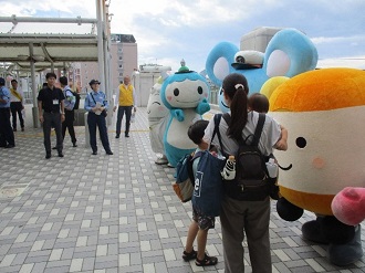 市民とのふれあいの状況