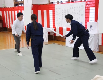 武道始式逮捕術の画像