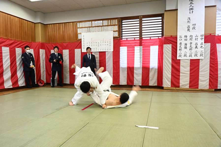 武道始式(柔道)の様子